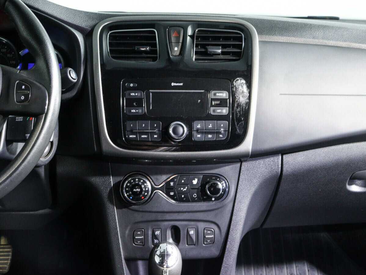 Renault Sandero 2018 года с пробегом. Фото: #10