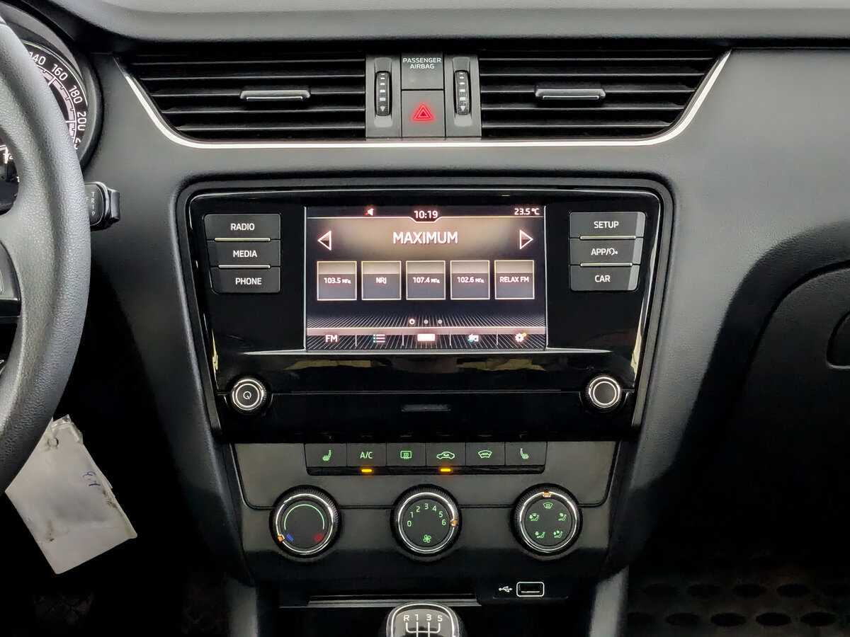 Skoda Octavia 2019 года с пробегом. Фото: #12