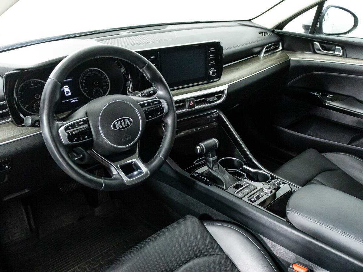 Kia K5 2021 года с пробегом. Фото: #7