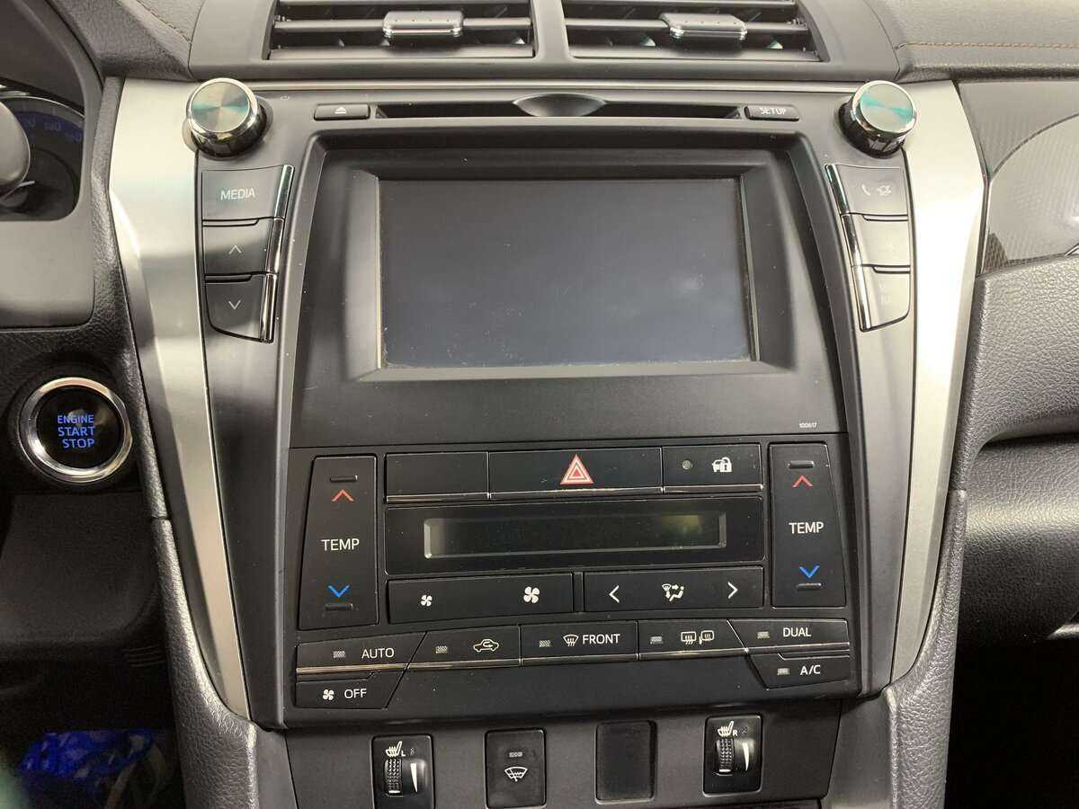 Toyota Camry 2016 года с пробегом. Фото: #13