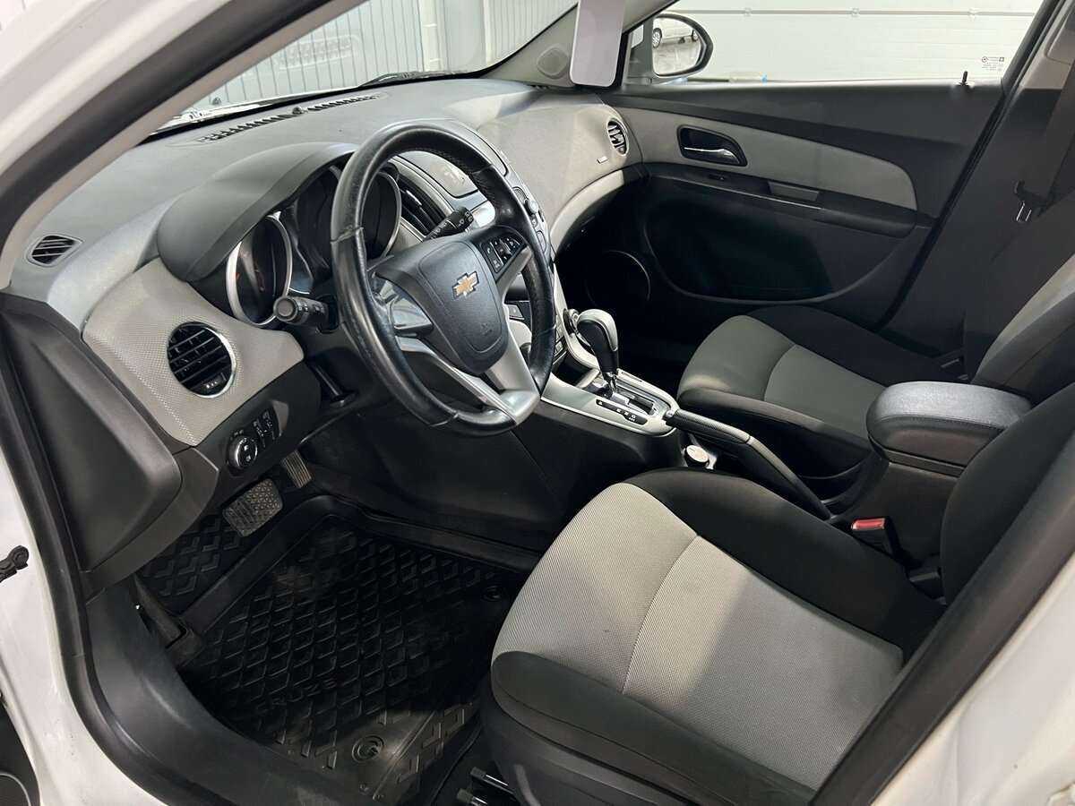 Chevrolet Cruze 2013 года с пробегом. Фото: #9