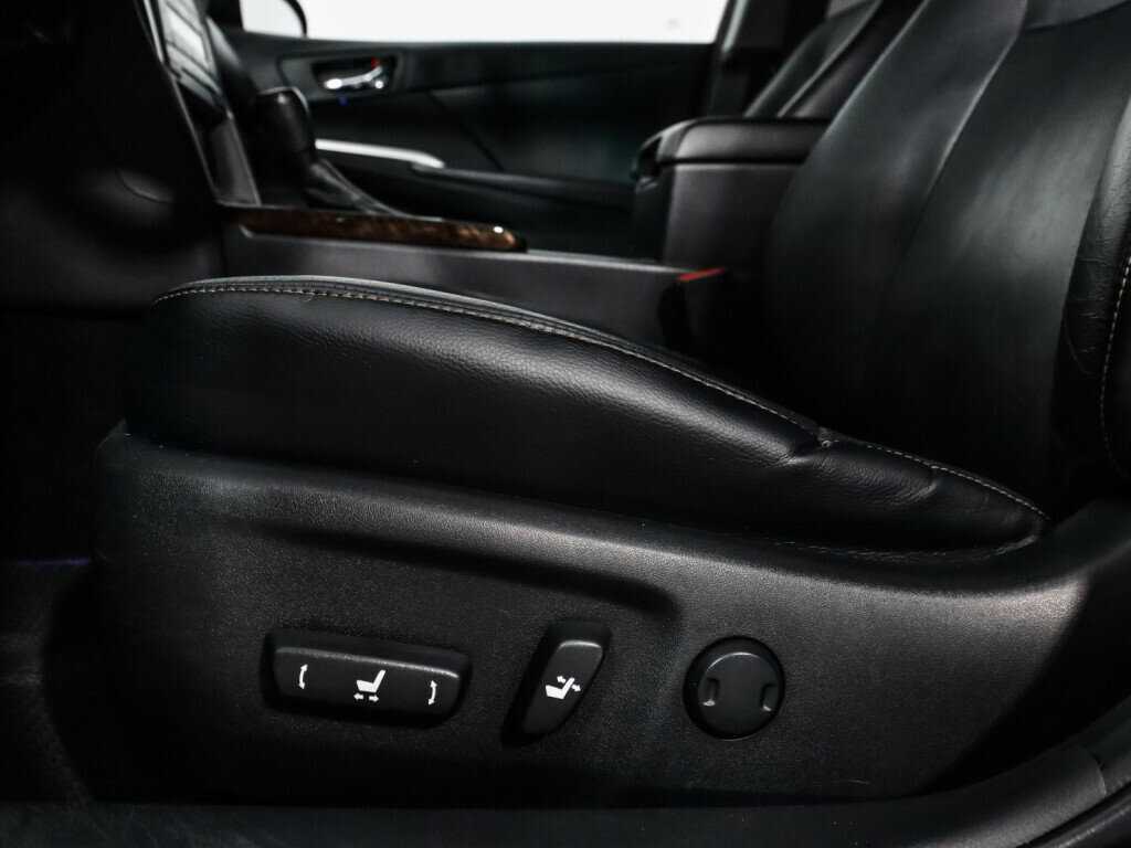 Toyota Camry 2016 года с пробегом. Фото: #9