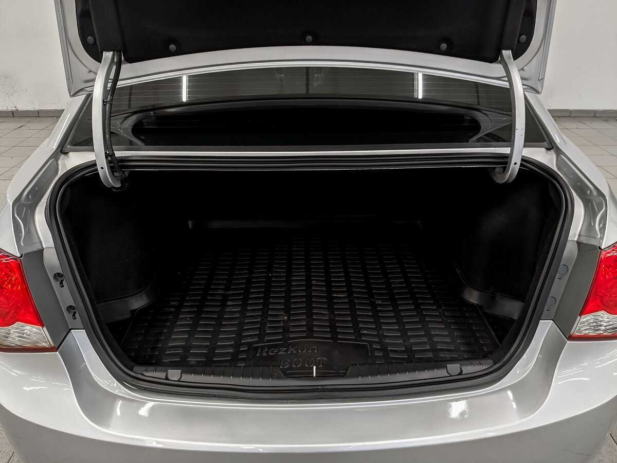 Chevrolet Cruze 2013 года с пробегом. Фото: #9