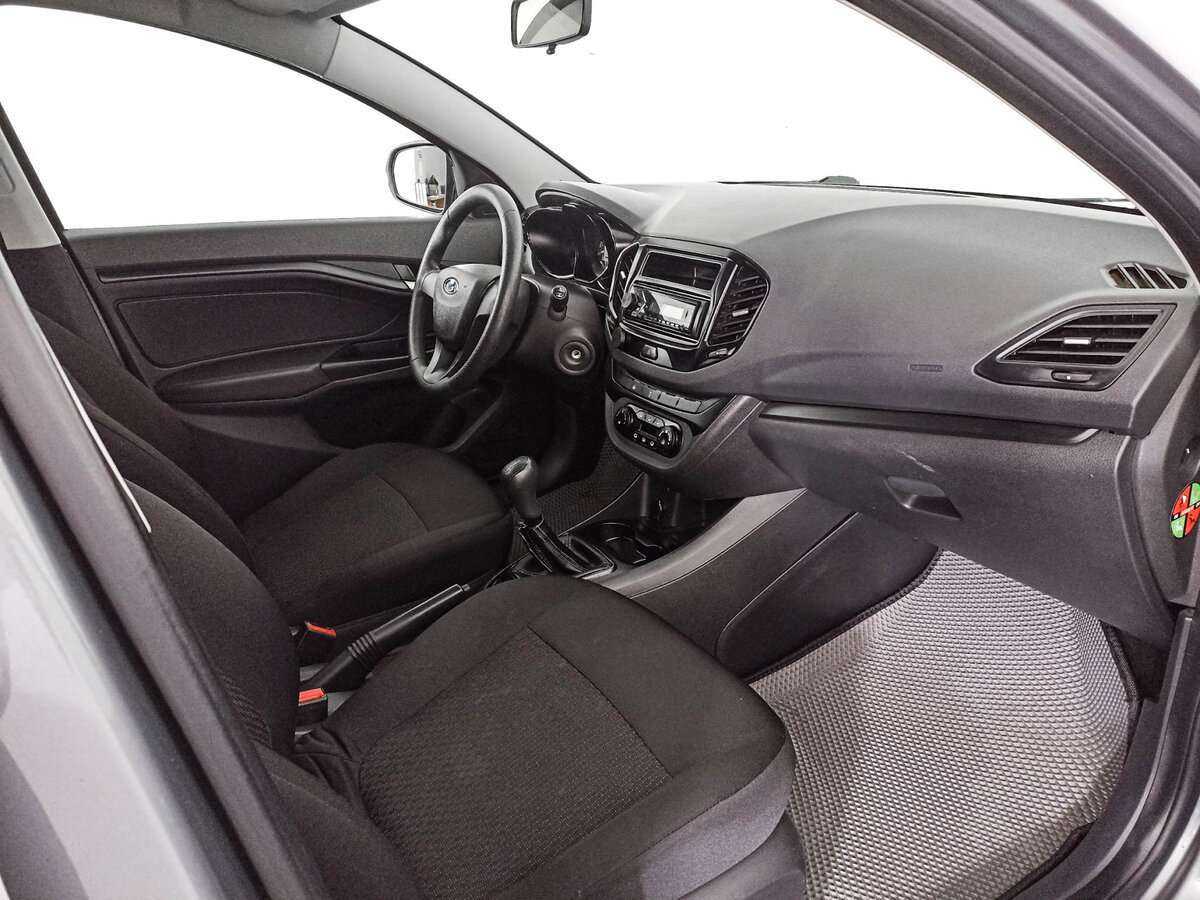 Lada (ВАЗ) Vesta 2018 года с пробегом. Фото: #8