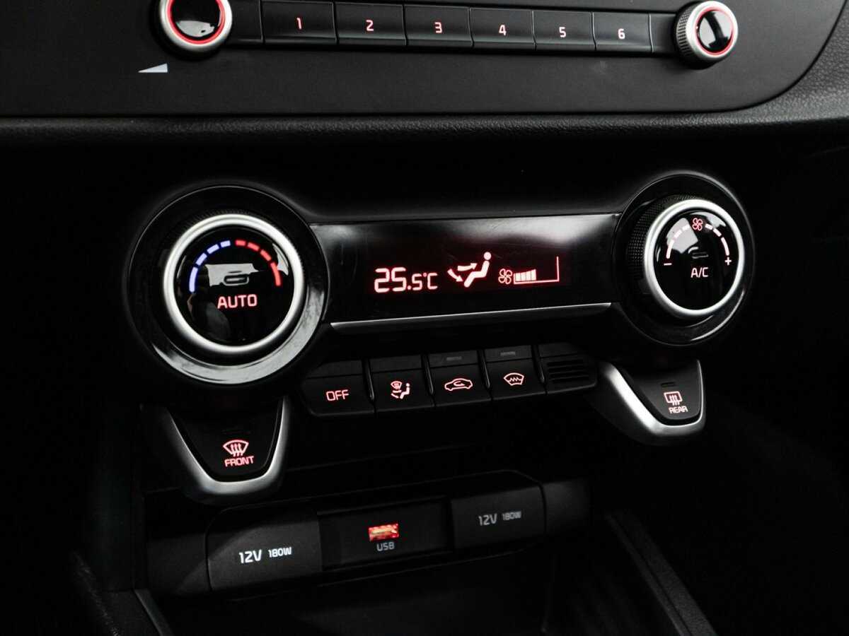 Kia Rio 2021 года с пробегом. Фото: #21