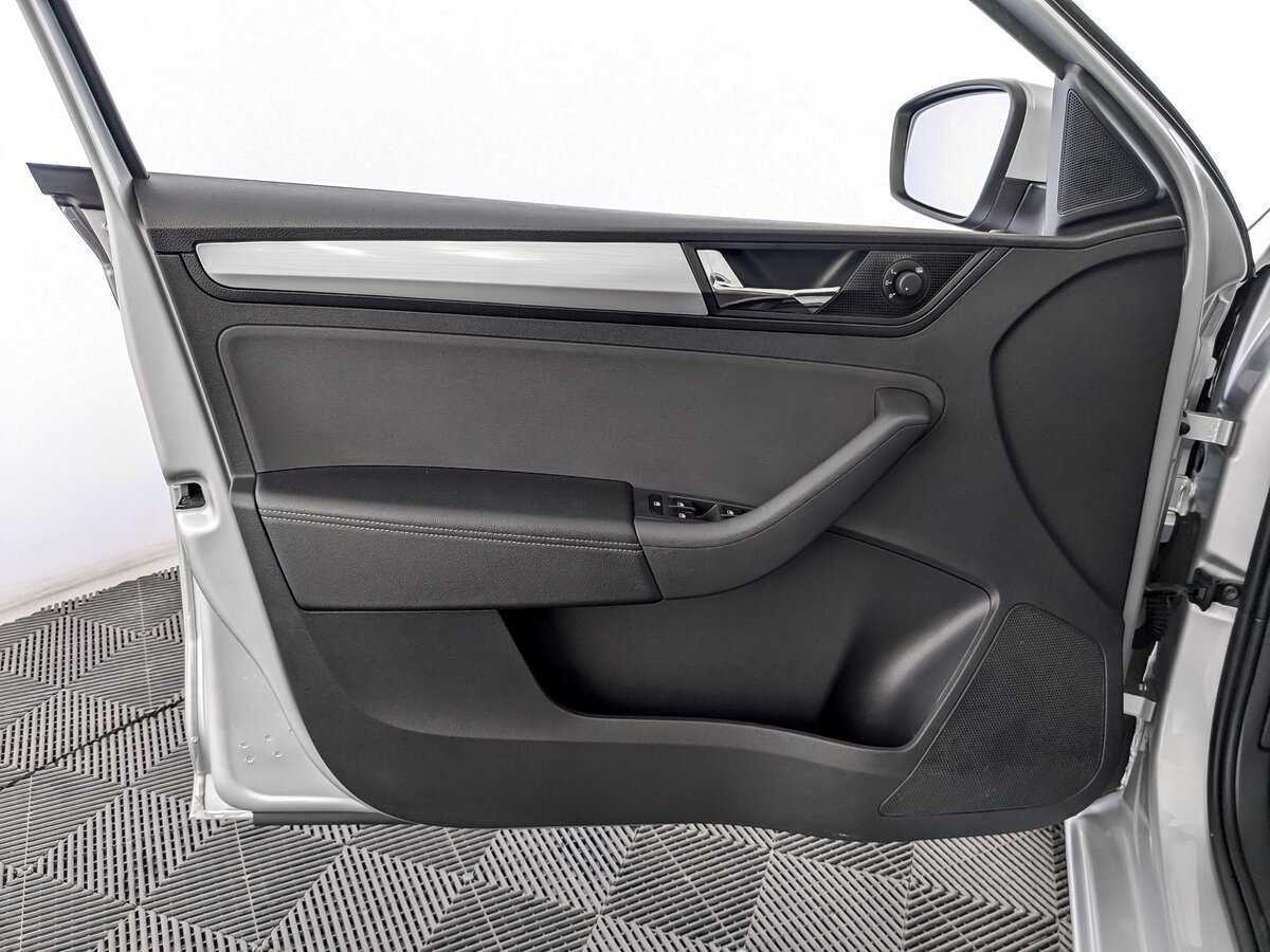 Skoda Rapid 2018 года с пробегом. Фото: #14