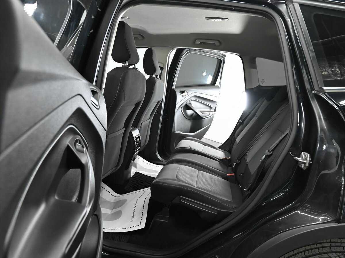 Ford Kuga 2017 года с пробегом. Фото: #13