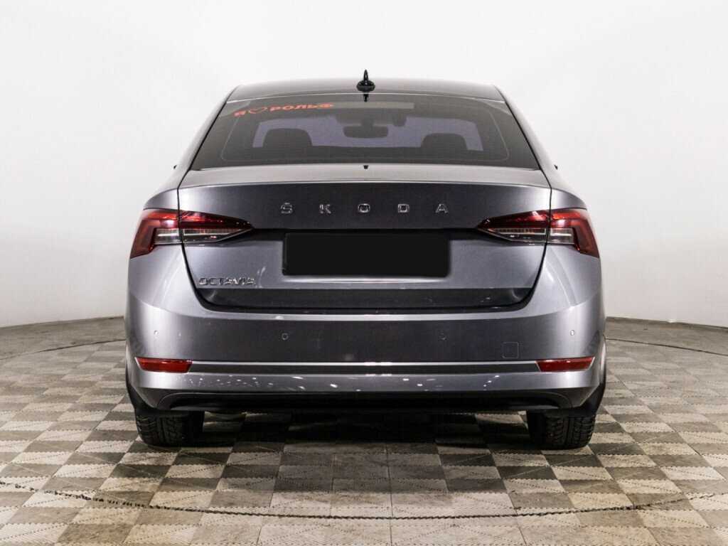 Skoda Octavia 2021 года с пробегом. Фото: #5