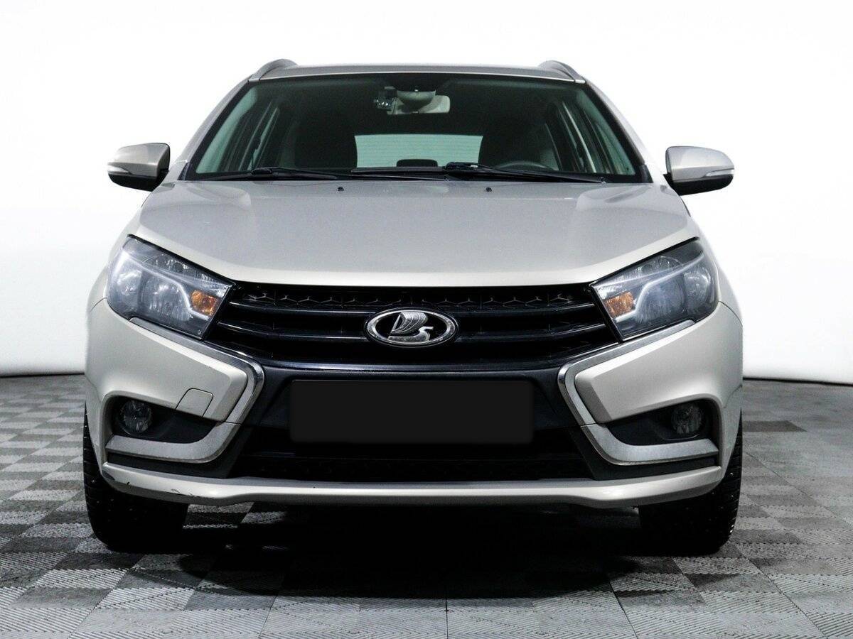 Lada (ВАЗ) Vesta 2018 года с пробегом. Фото: #1