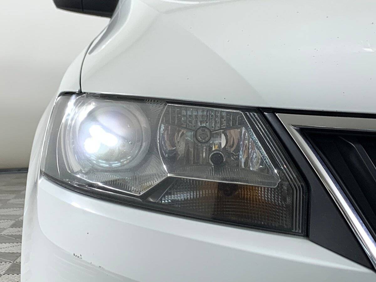 Skoda Rapid 2015 года с пробегом. Фото: #9