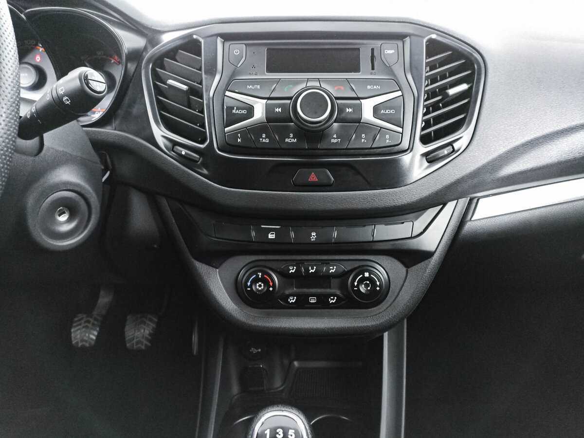 Lada (ВАЗ) Vesta 2021 года с пробегом. Фото: #12