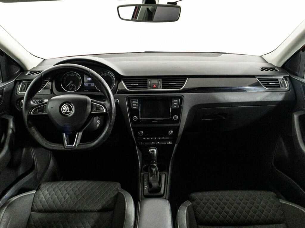 Skoda Rapid 2018 года с пробегом. Фото: #12