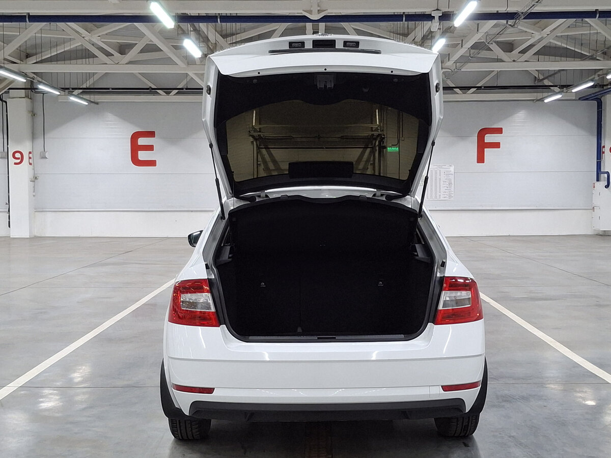 Skoda Octavia 2018 года с пробегом. Фото: #9