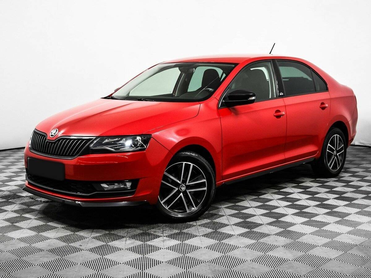 Skoda Rapid 2018 года с пробегом. Посмотреть фото