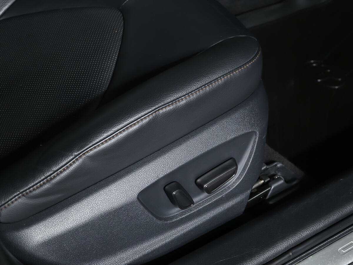 Toyota Camry 2019 года с пробегом. Фото: #13