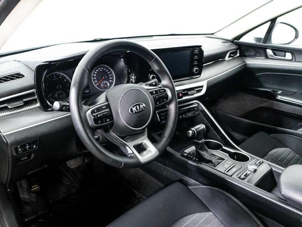 Kia K5 2021 года с пробегом. Фото: #10