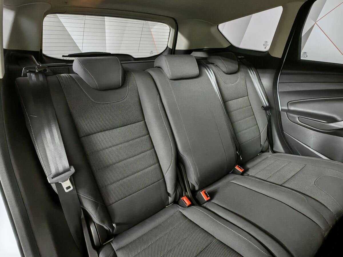 Ford Kuga 2015 года с пробегом. Фото: #11