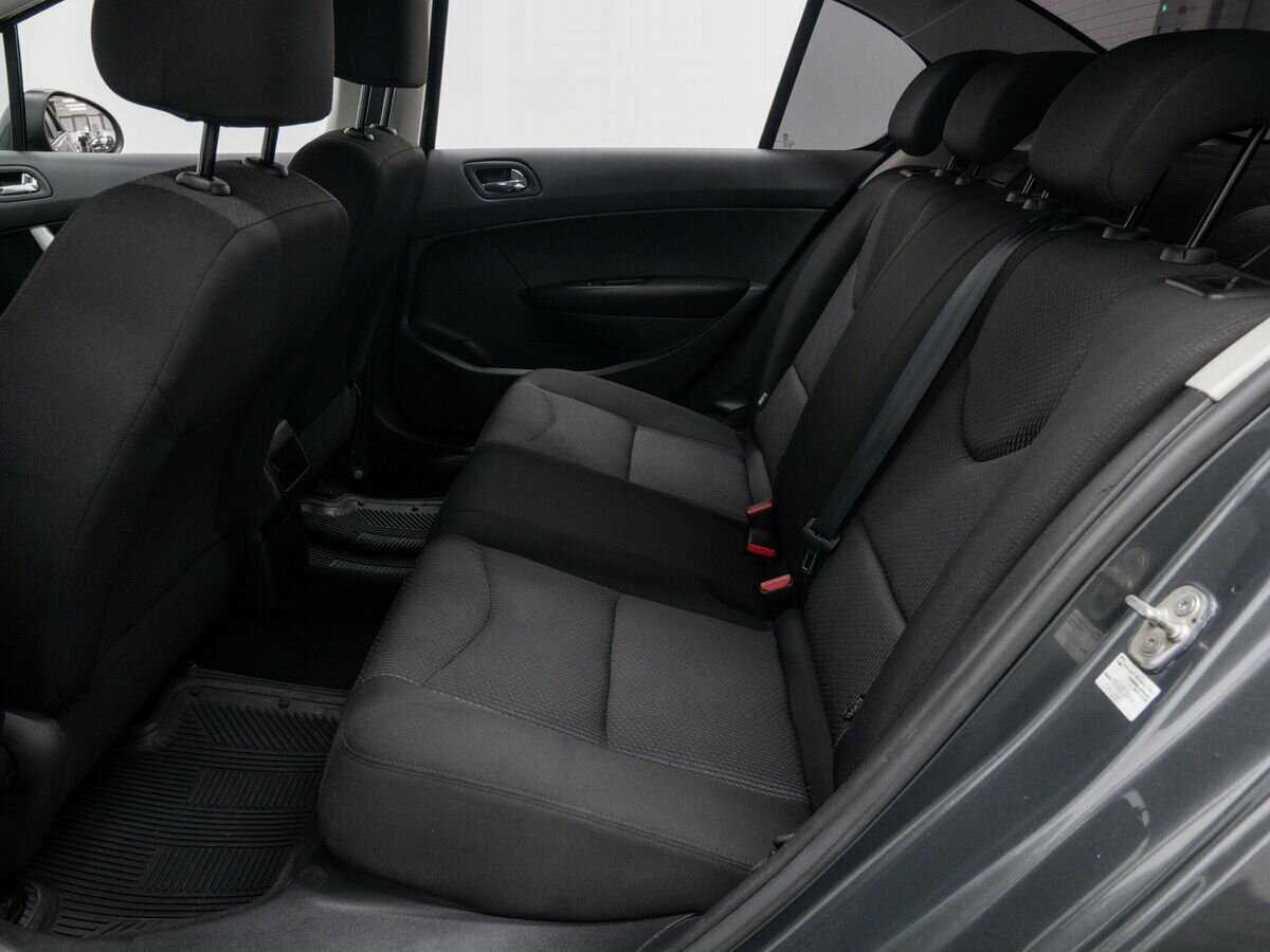 Peugeot 408 2013 года с пробегом. Фото: #11