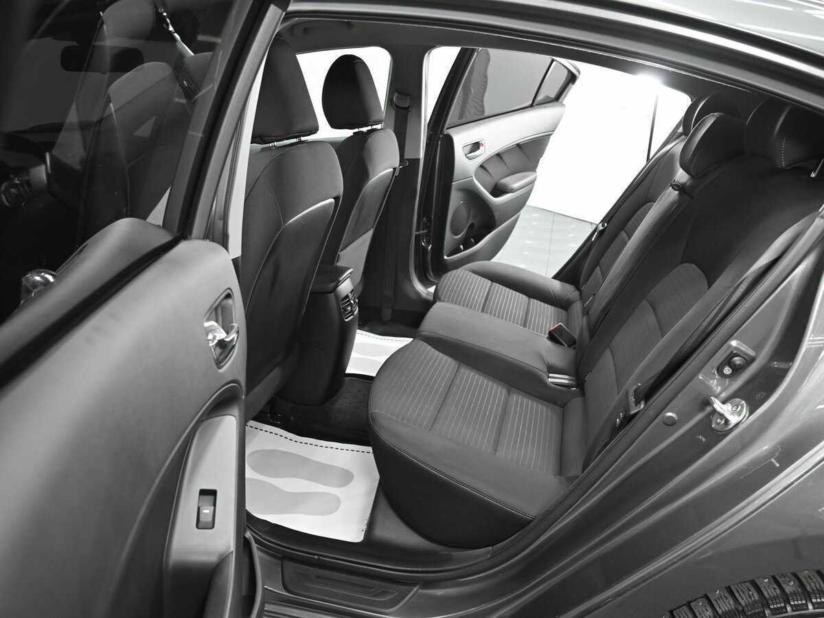 Kia Cerato 2018 года с пробегом. Фото: #18