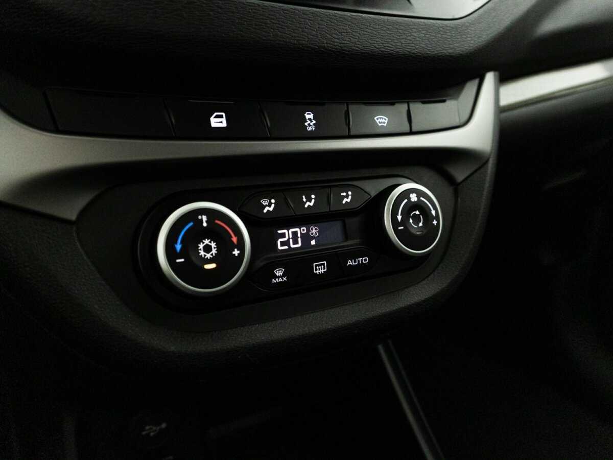 Lada (ВАЗ) Vesta 2019 года с пробегом. Фото: #15