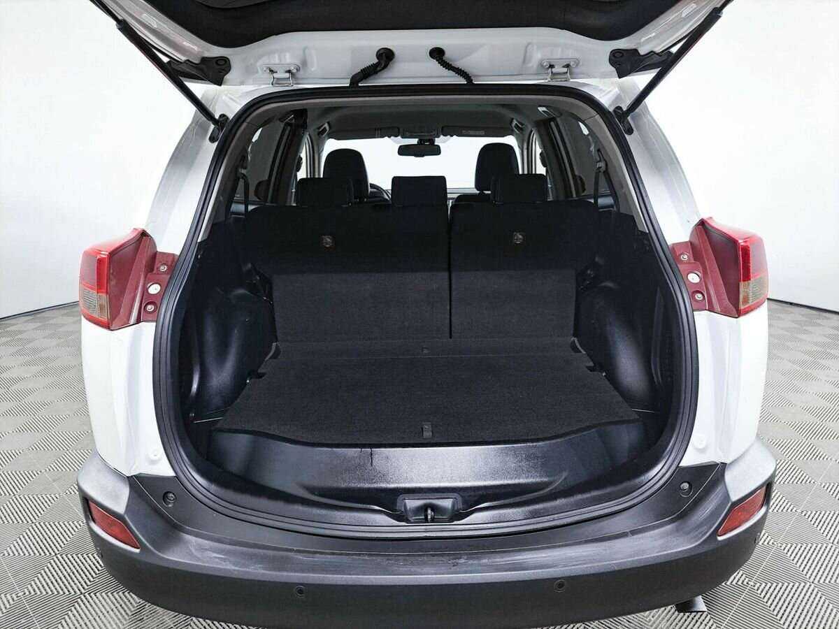 Toyota RAV4 2014 года с пробегом. Фото: #8