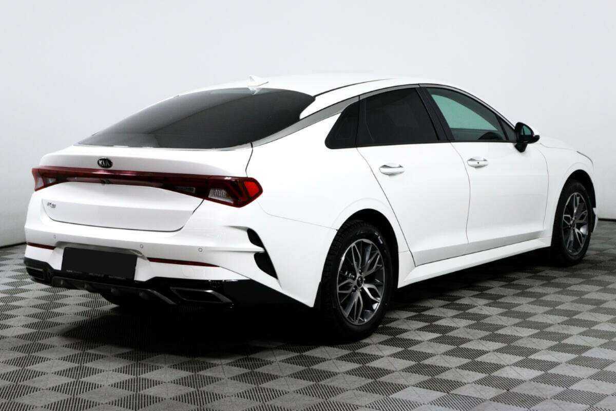 Kia K5 2021 года с пробегом. Фото: #4