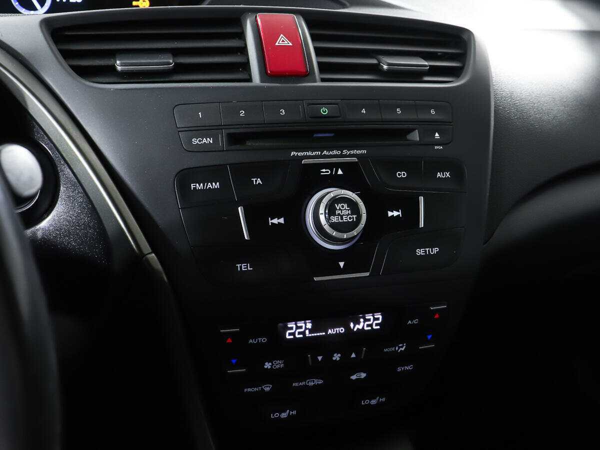 Honda Civic 2013 года с пробегом. Фото: #20