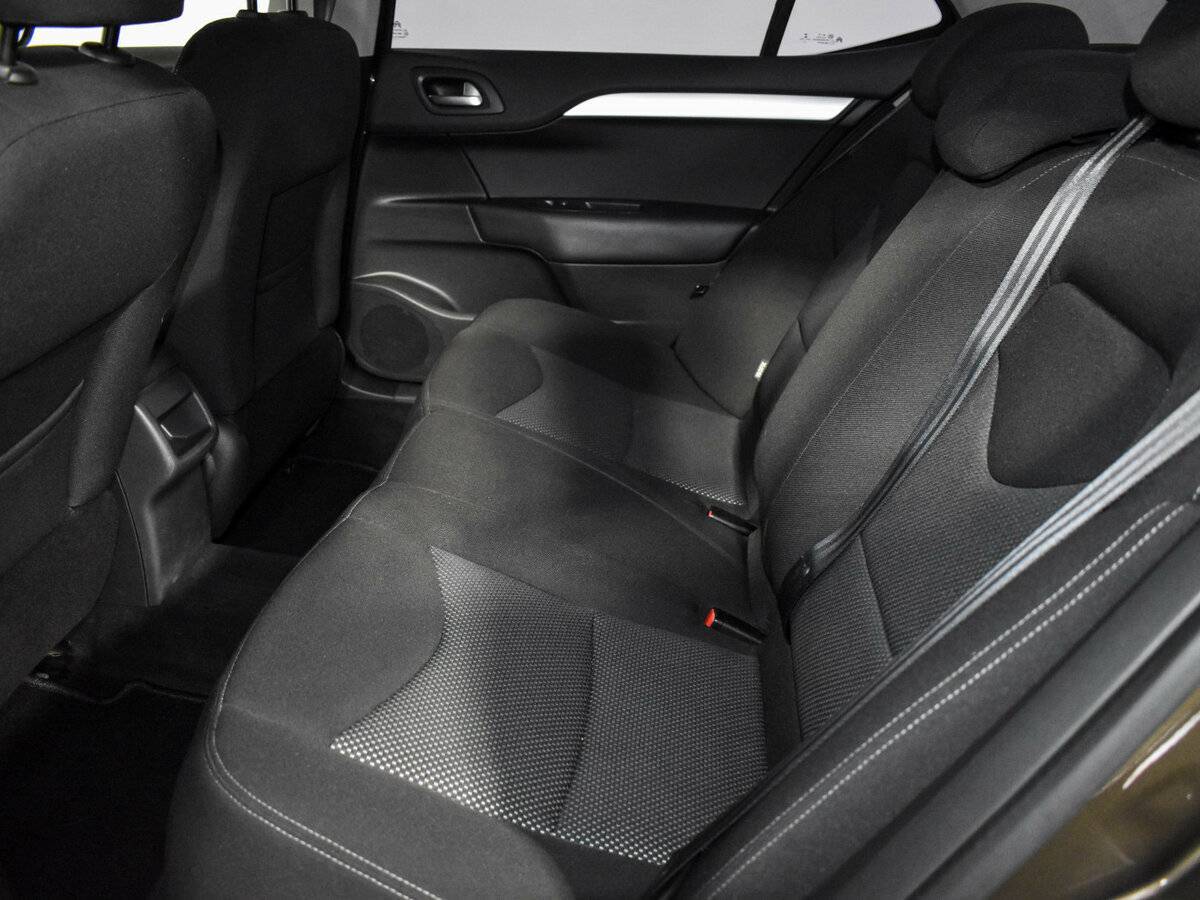 Citroen C4 2015 года с пробегом. Фото: #10