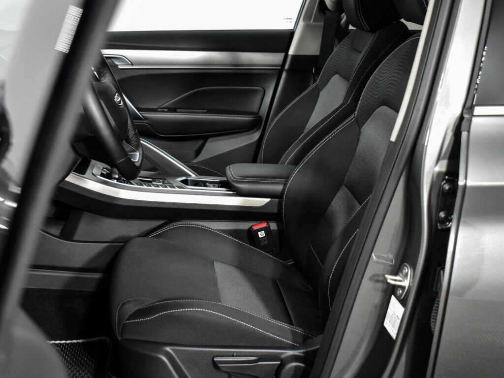 Geely Coolray 2022 года с пробегом. Фото: #11