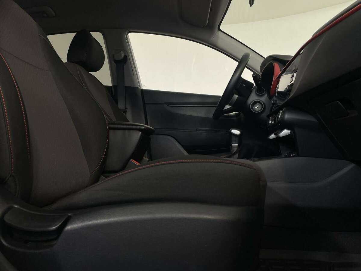 Kia Rio 2021 года с пробегом. Фото: #13