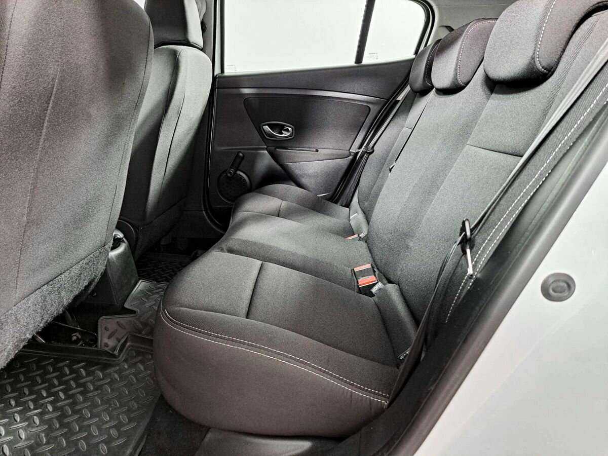 Renault Megane 2013 года с пробегом. Фото: #9