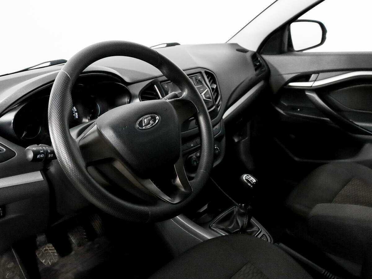 Lada (ВАЗ) Vesta 2016 года с пробегом. Фото: #8