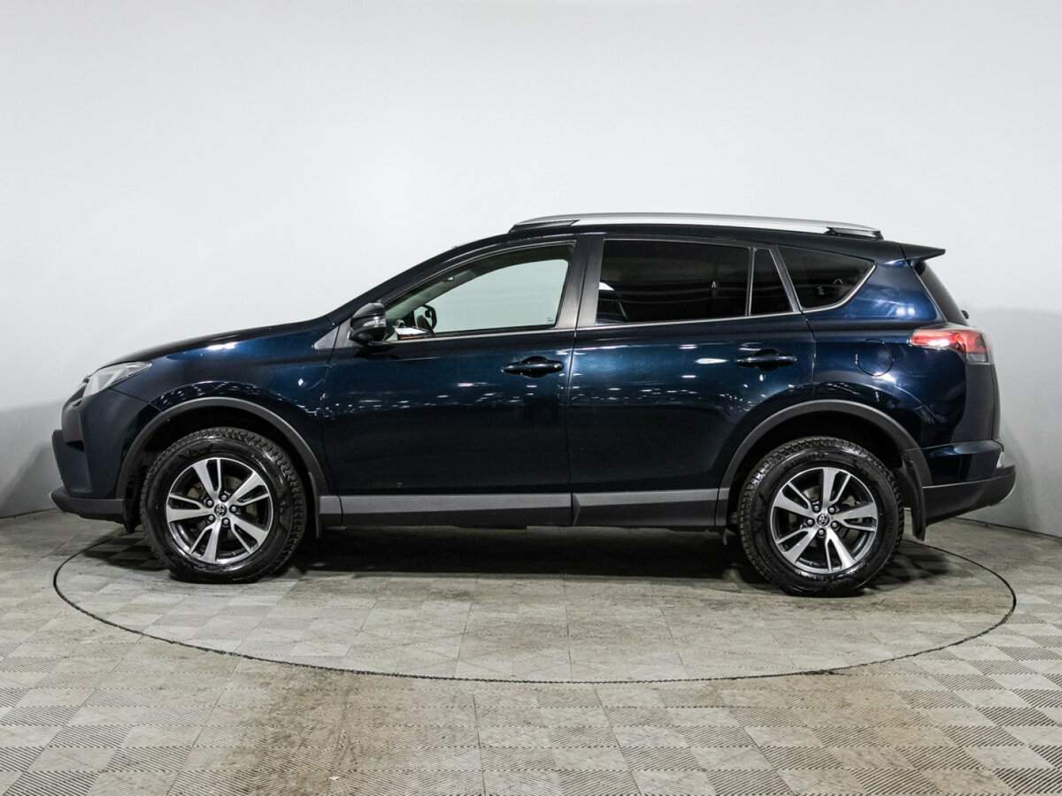 Toyota RAV4 2018 года с пробегом. Фото: #7