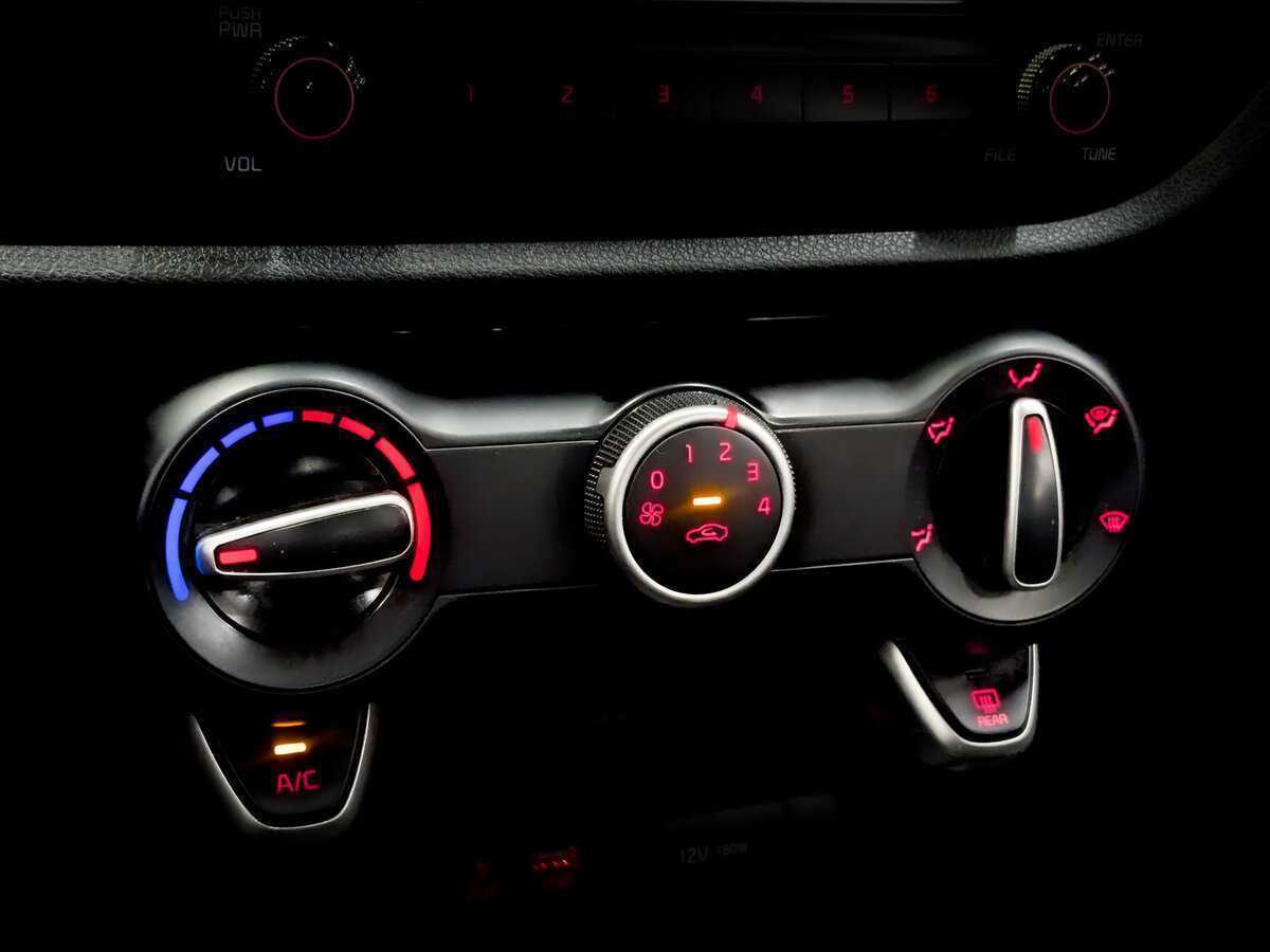 Kia Rio 2020 года с пробегом. Фото: #24