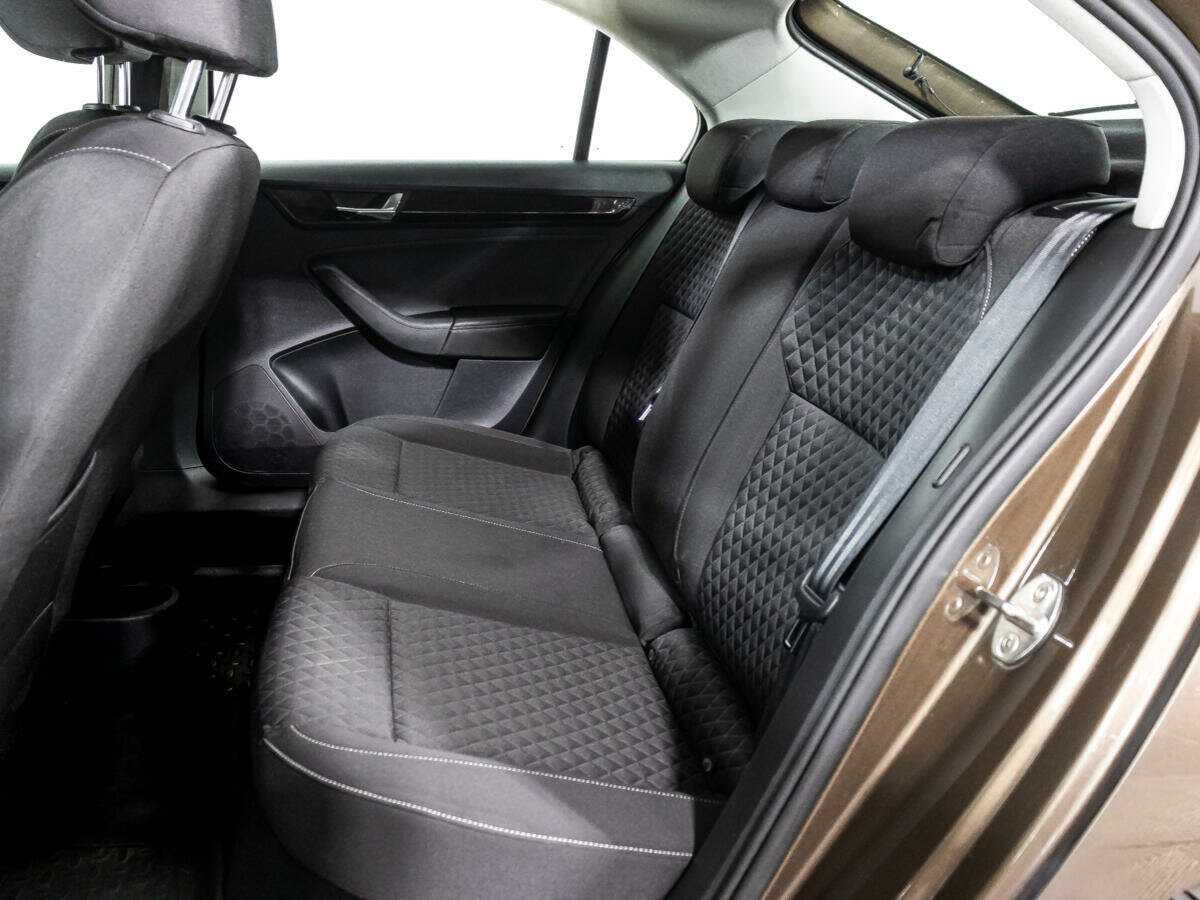 Skoda Rapid 2018 года с пробегом. Фото: #9