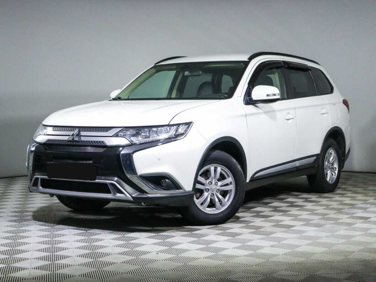 Mitsubishi Outlander 2019 года с пробегом. Посмотреть фото