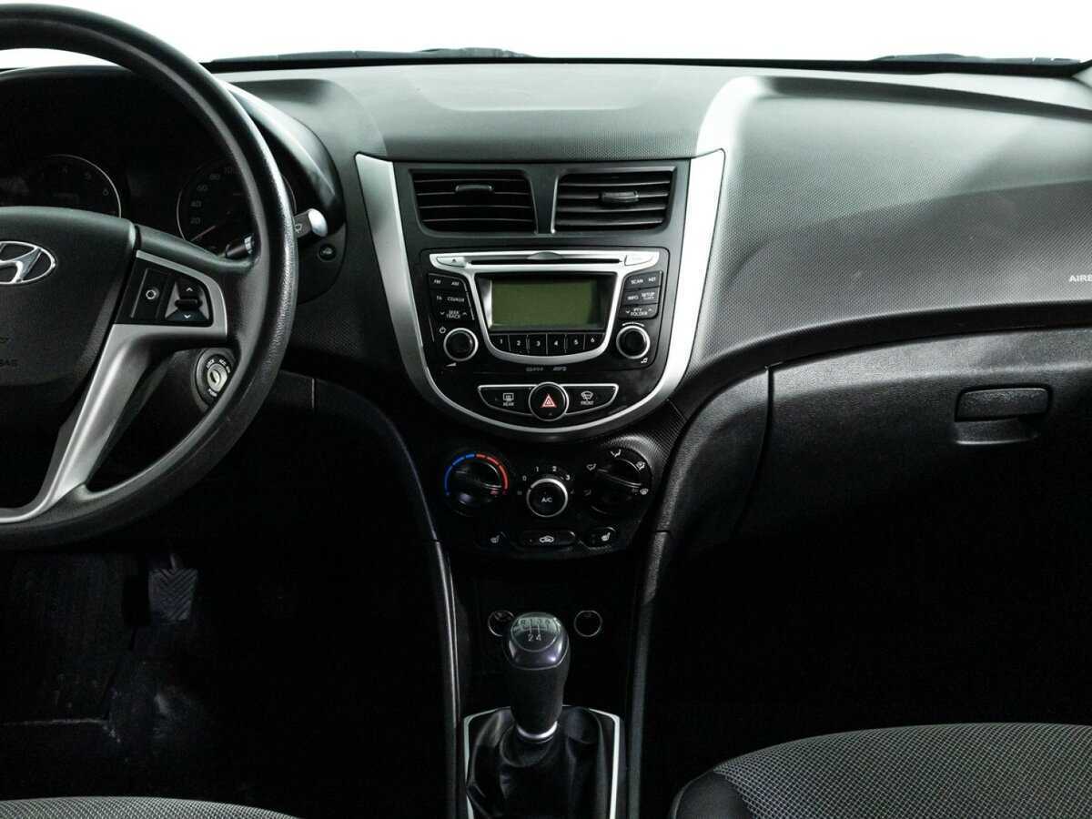 Hyundai Solaris 2013 года с пробегом. Фото: #13