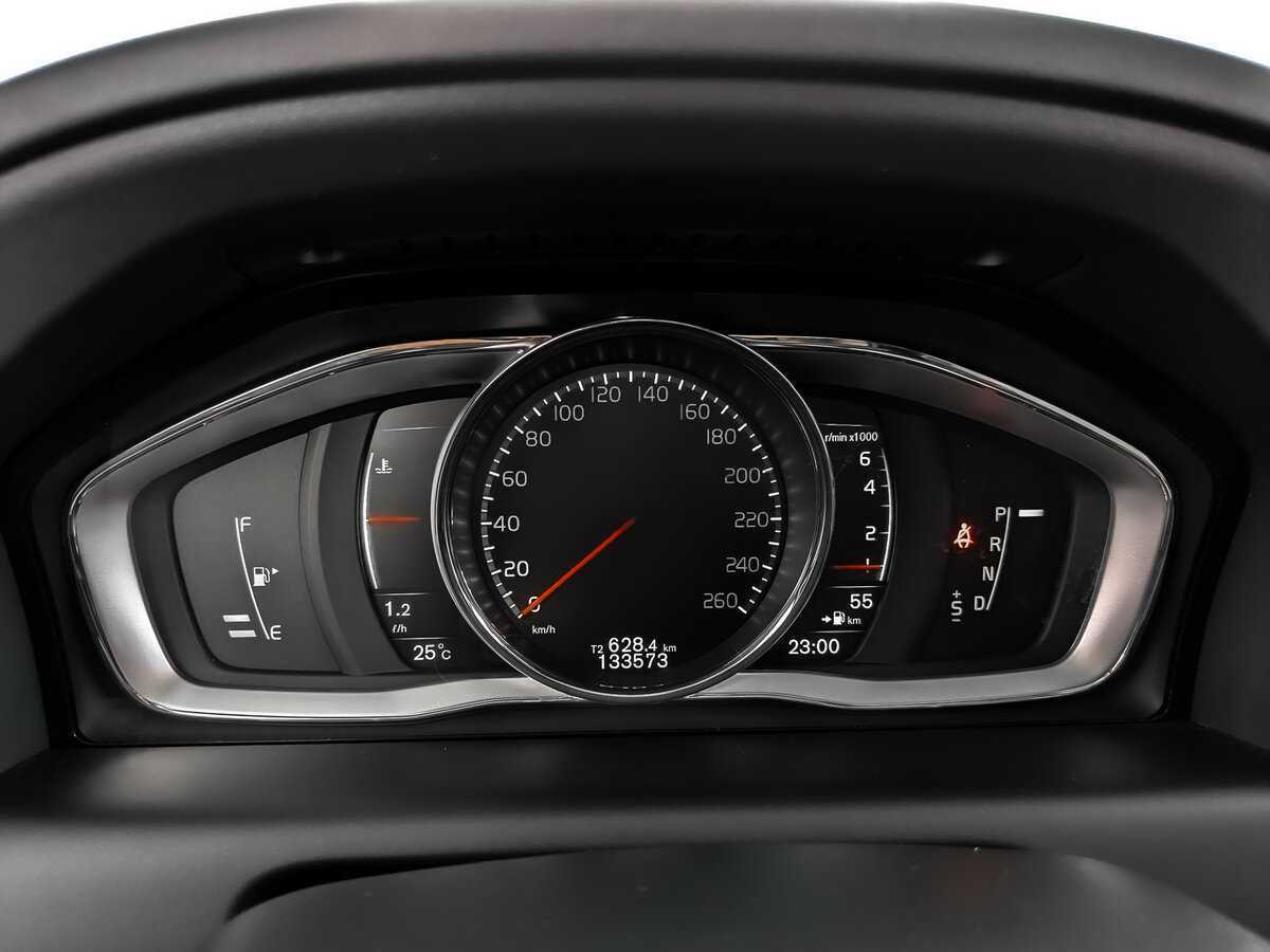 Volvo XC60 2017 года с пробегом. Фото: #11