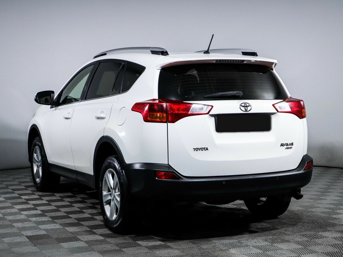 Toyota RAV4 2013 года с пробегом. Фото: #6