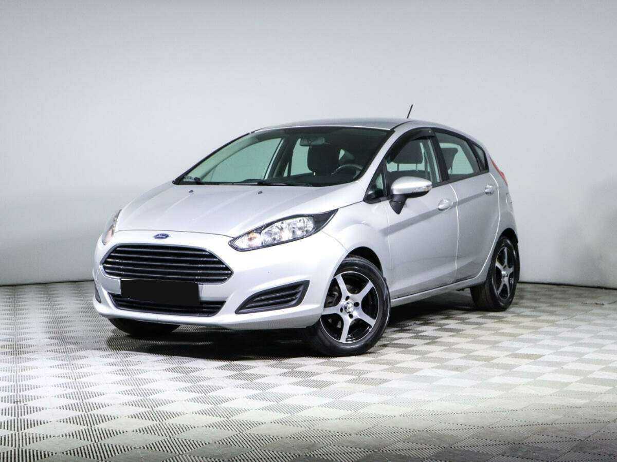 Ford Fiesta 2017 года с пробегом. Посмотреть фото