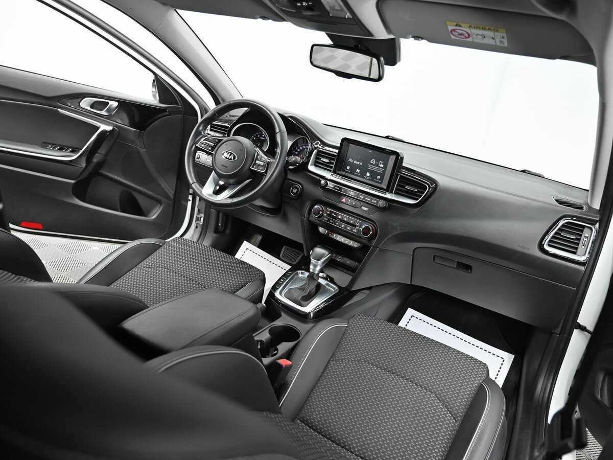Kia Ceed 2019 года с пробегом. Фото: #8