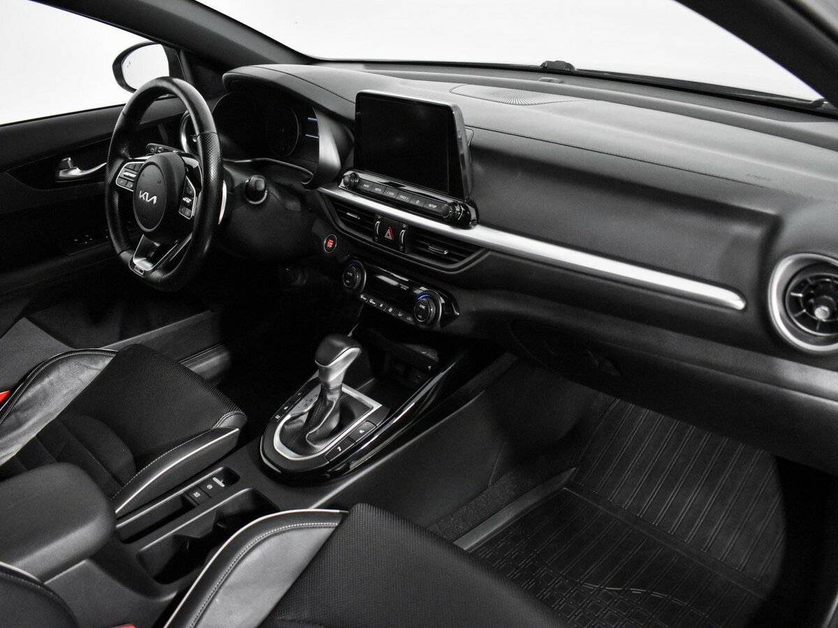 Kia Cerato 2022 года с пробегом. Фото: #17