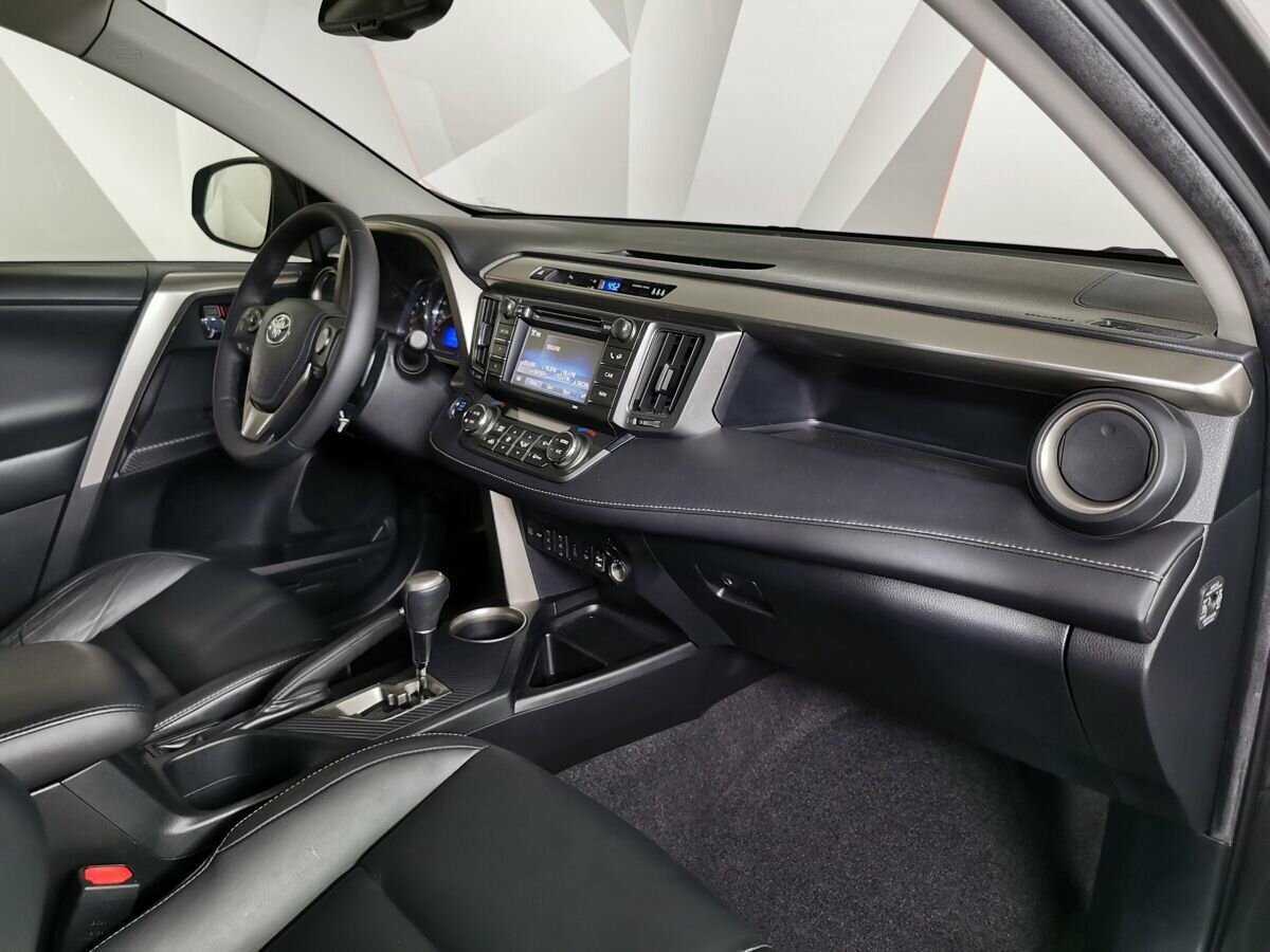 Toyota RAV4 2014 года с пробегом. Фото: #8