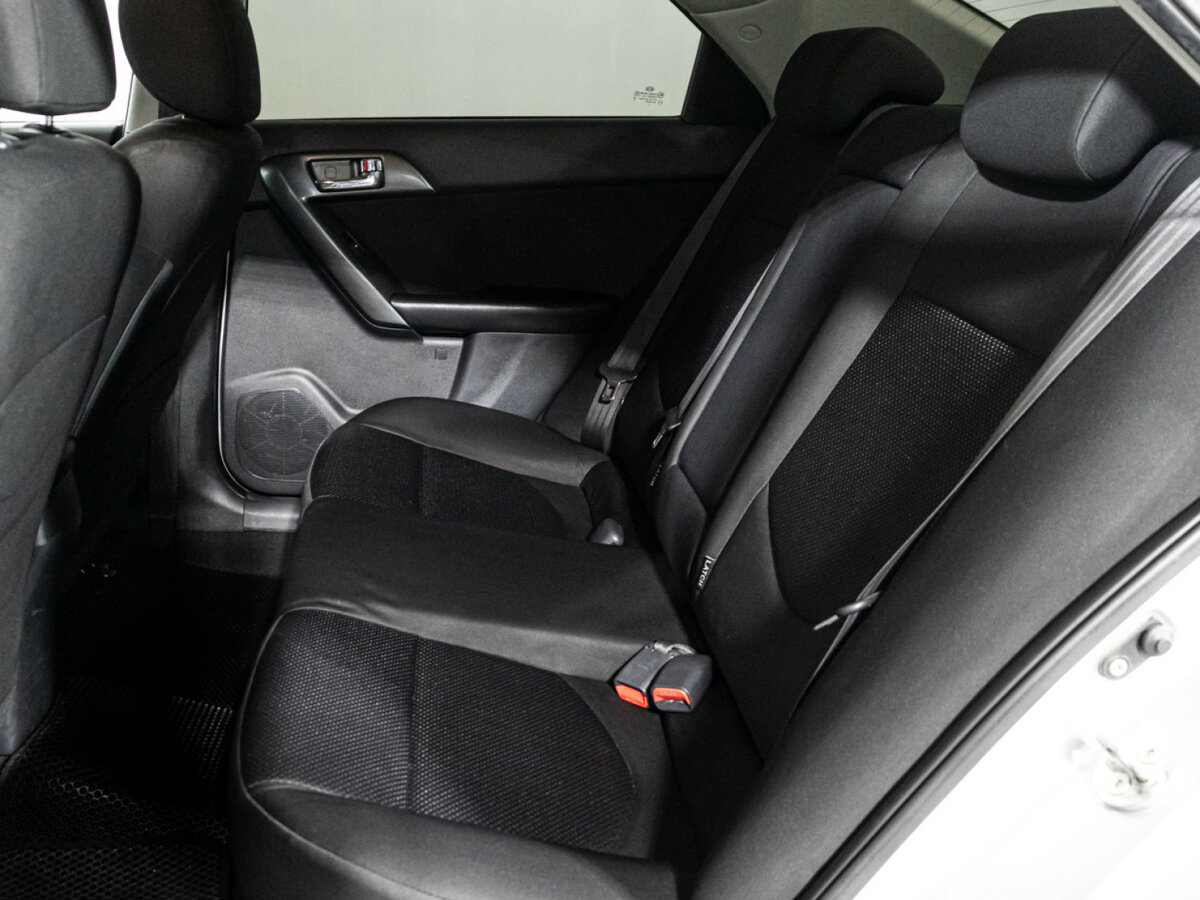 Kia Cerato 2012 года с пробегом. Фото: #9