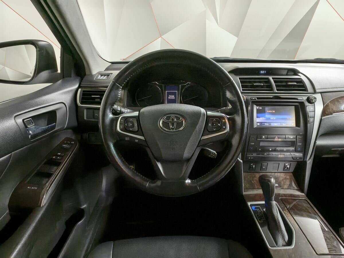 Toyota Camry 2017 года с пробегом. Фото: #15
