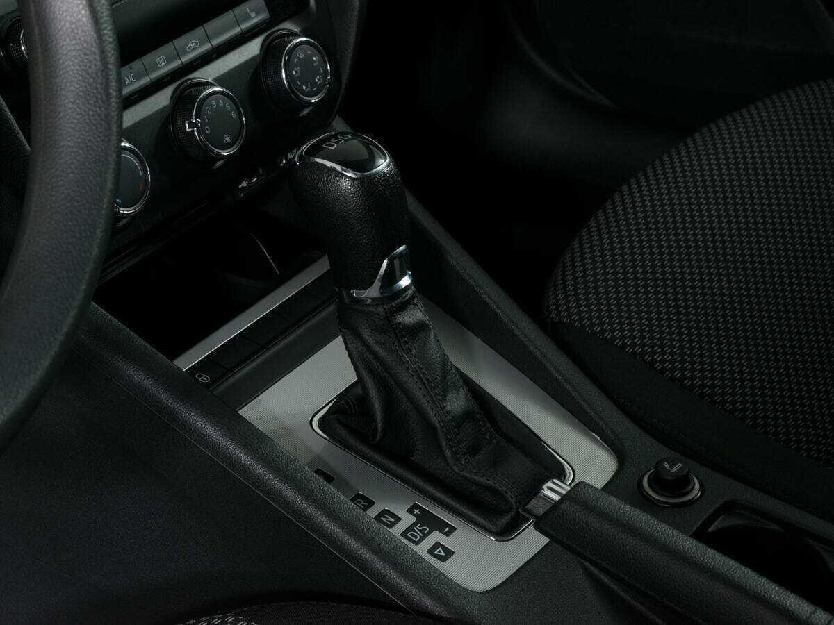 Skoda Octavia 2015 года с пробегом. Фото: #9