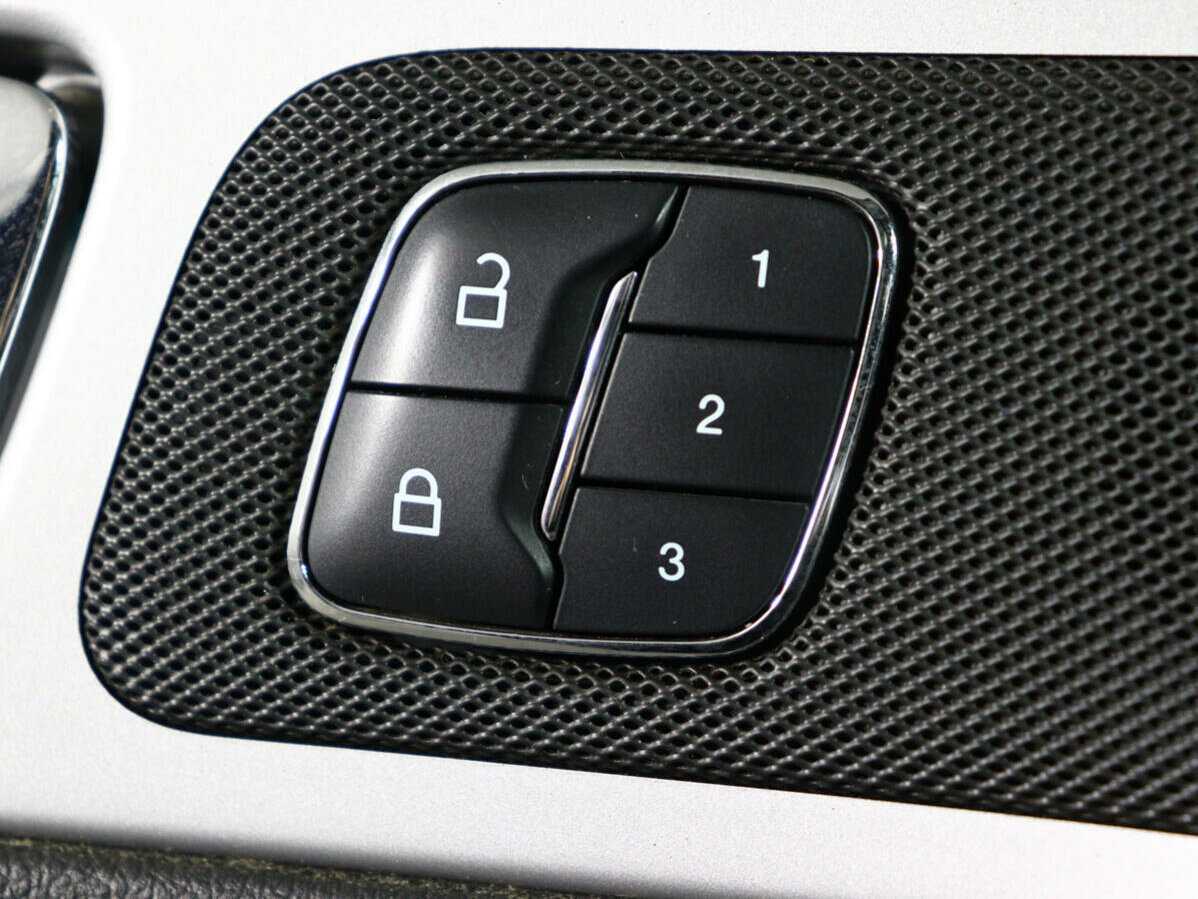 Ford Explorer 2012 года с пробегом. Фото: #17