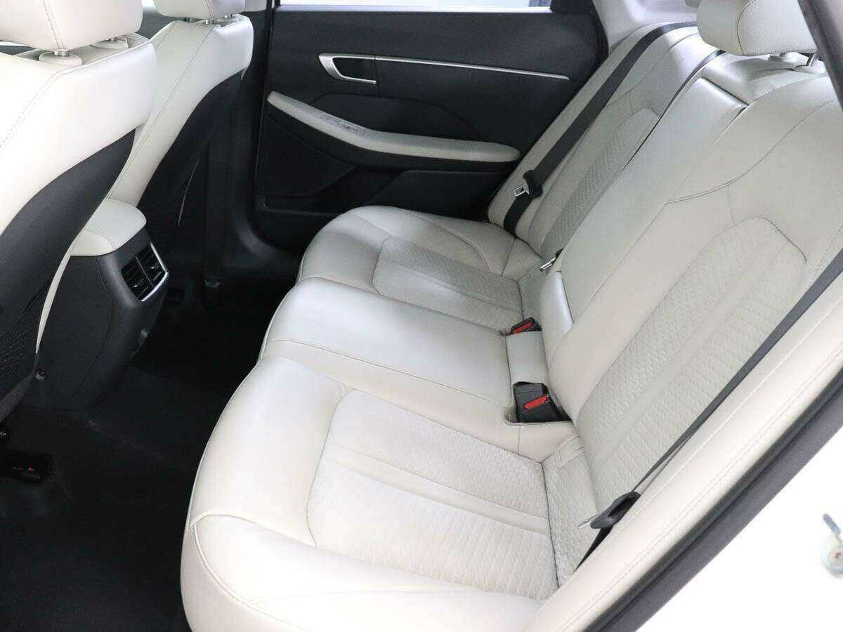 Hyundai Sonata 2020 года с пробегом. Фото: #8