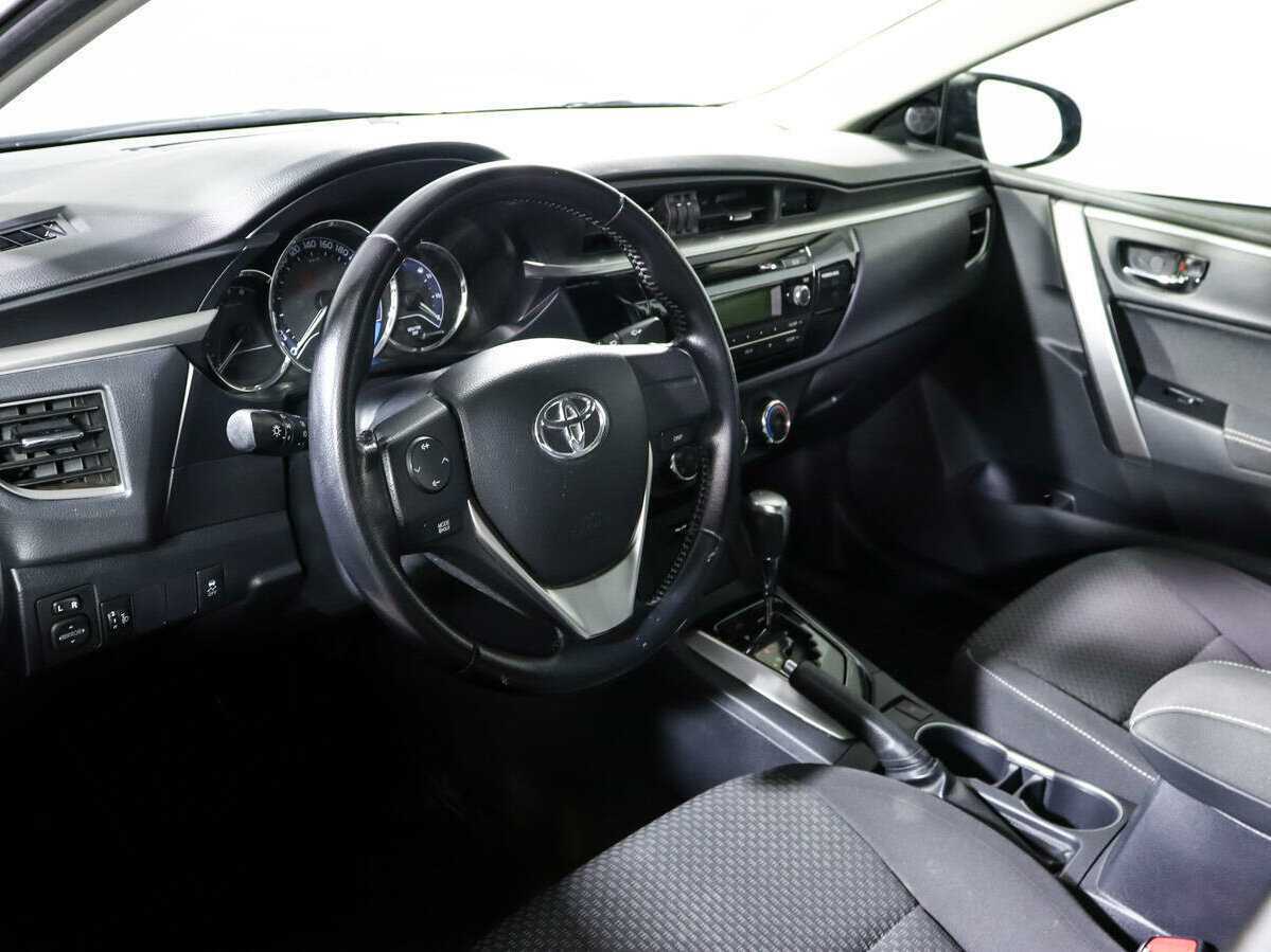 Toyota Corolla 2016 года с пробегом. Фото: #10
