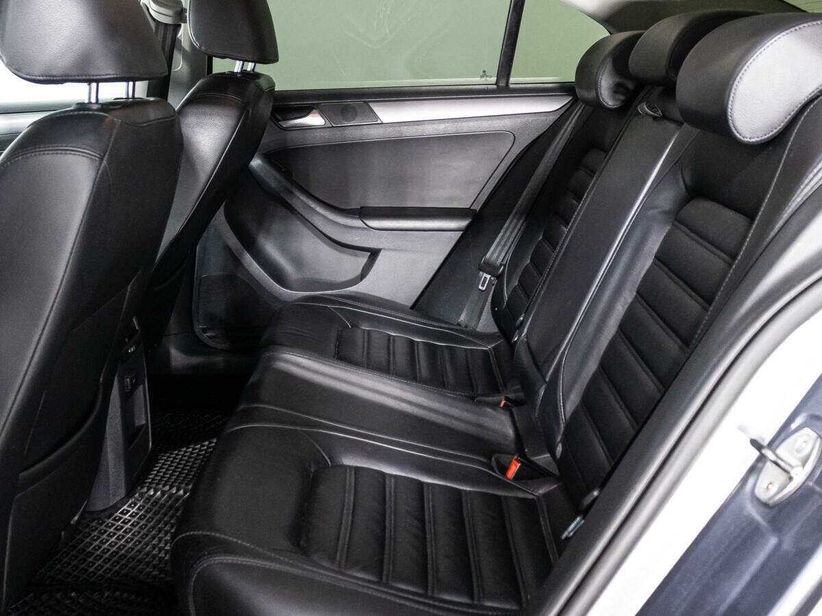 Volkswagen Jetta 2012 года с пробегом. Фото: #9